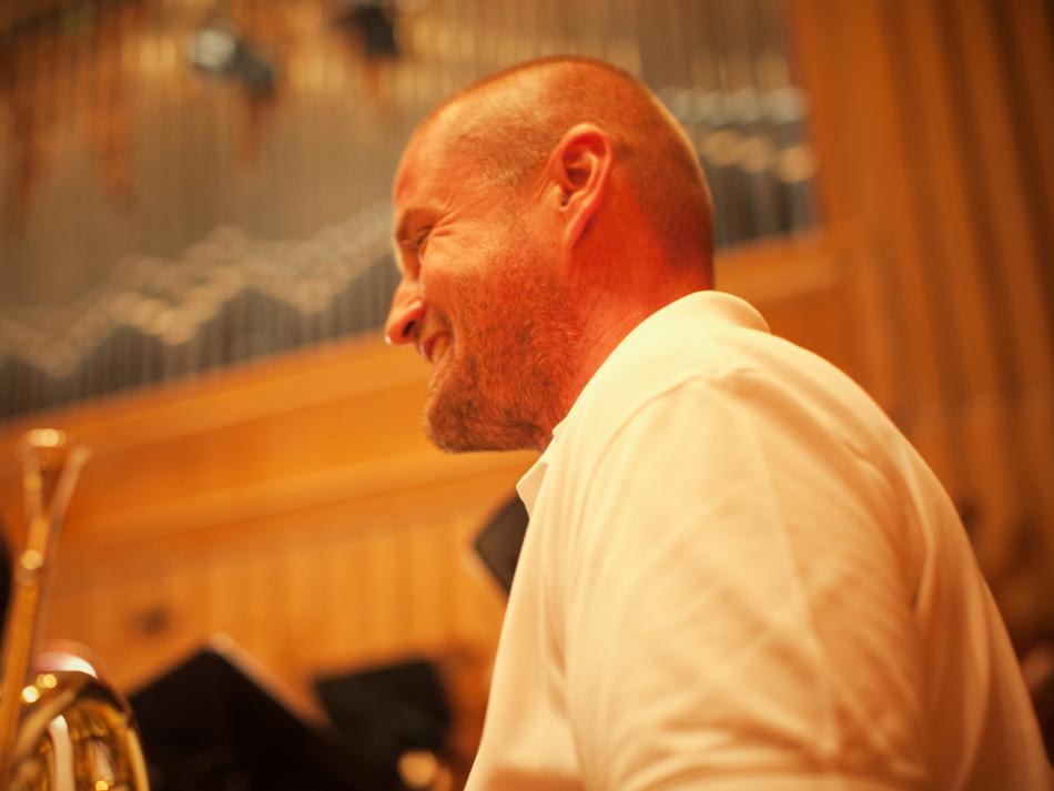 © Julia Wesely Orchester Portrait Peter Keserü, Solohornist