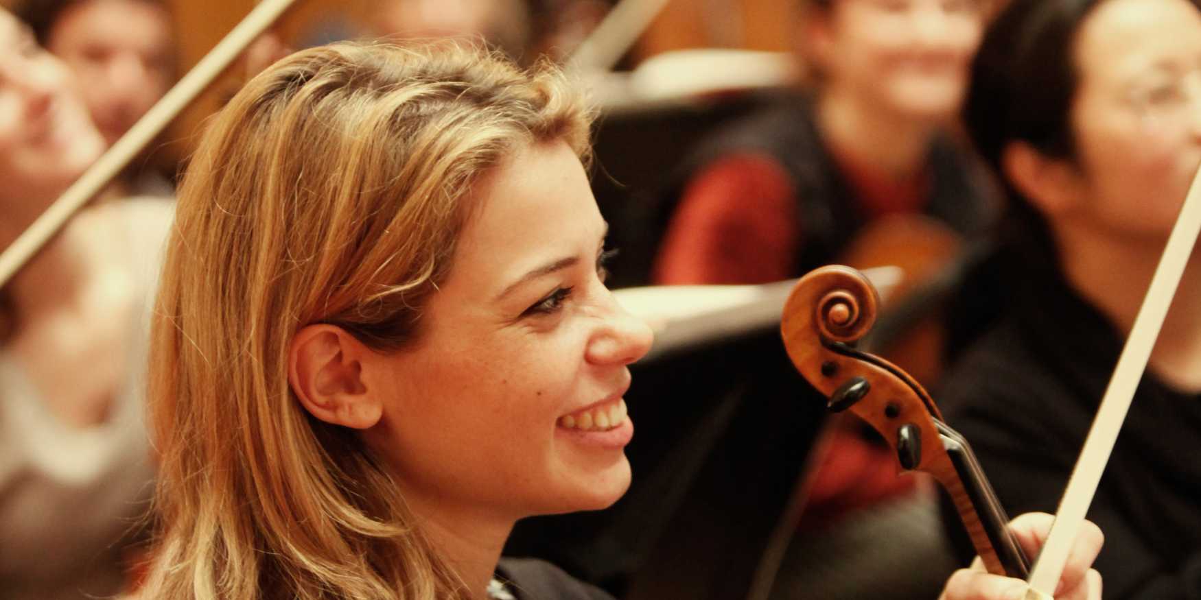Kristina Suklar Portrait, 1. Violinistin
